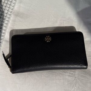 Tory Burch, Black Leather Wallet